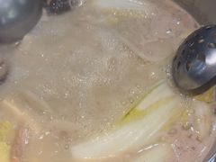 -洪氏嗨捞·猪肚鸡火锅(阳光天地店)