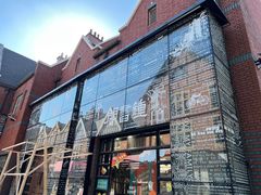 -钟书阁(松江泰晤士小镇店)