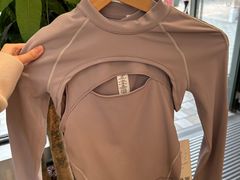 -lululemon(比斯特购物村店)