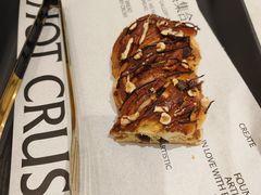 -HOT CRUSH趁热集合·现烤面包(环球港店)