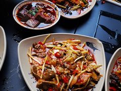 -肖四女乐山跷脚牛肉(世博源店)