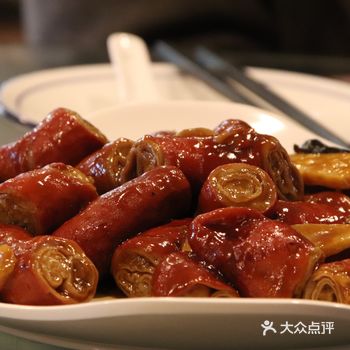小郭探店//2021年第一站【老牛窝里】