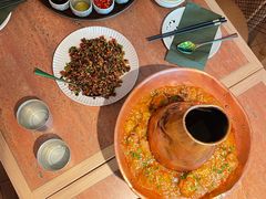 土司铜锅油焖鸡-浩海火燒雲傣家菜(芮欧百货店)