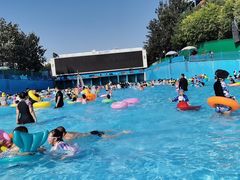 -欢乐水魔方水世界