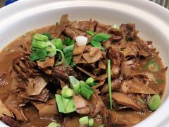 肉烧笋干锅-又见炊烟私房菜(敬亭路店)