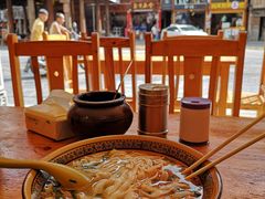 -肇兴特色牛肉粉