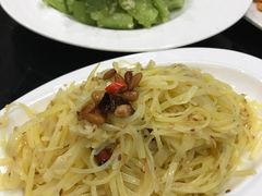 -洪忠涮烤王(嵩山路店)