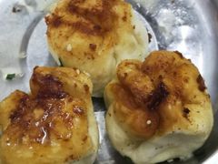 -黄阿姨锅贴大王(万航渡路店)