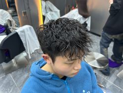 -米可造型烫发染发
