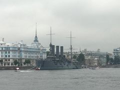 -阿芙乐尔号巡洋舰