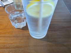 气泡水-FABIO’S费比欧披萨餐厅