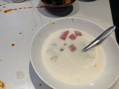 -卤校长老火锅(杨家坪直营店)