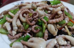 Stir-fried Octopus with Chili