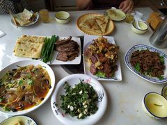 -相聚青山餐厅(阎河路店)