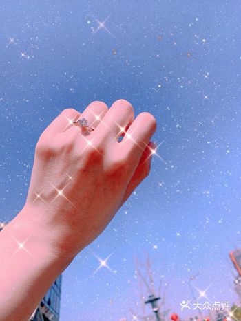 姐妹们现在买珠宝太合适啦！