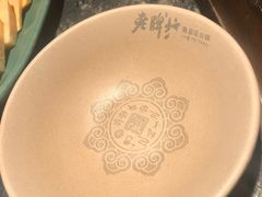 -老牌坊云南鱼豆花火锅(哈西万达店)