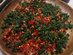 丘北辣椒炒鲜腌寻甸黄牛背脊-半山腰·云南菜(侨福芳草地店)