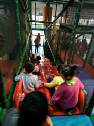 -动力星球家庭亲子游乐中心