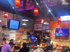 -蚝堡海鲜·威海菜·海肠捞饭·烧烤·亚洲吃蚝公司(幸福门店)