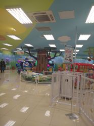 -莫莉幻想儿童乐园(哈尔滨王府井店)