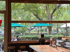 -星巴克臻选(南京艾尚天地店)