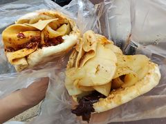 -老鼓楼麻辣烫夹馍