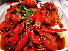 -靓靓蒸虾(恩施新天地店)