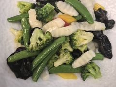 -品海楼·大连海胆锅贴馆(东港店)