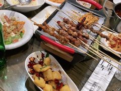 -粟氏天府·东北烧烤(长安街店)