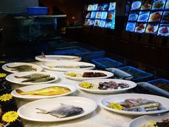 -侬佳蒸菜馆(听潮店)