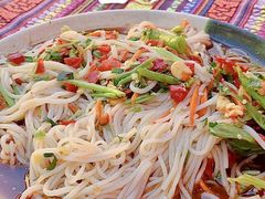 凉拌米粉-半坡九号老挝冰咖啡