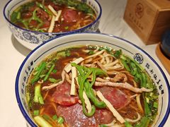 -镇南锅盖面馆(解放路店)