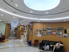 -雅悦齿科(顾村公园店)