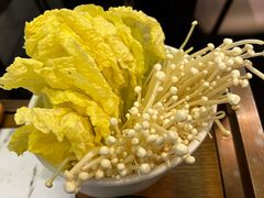 娃娃菜-麻田会 ·鲜活现烹·牛蛙火锅(珠江新城维家思广场店)