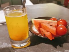-湊湊火锅·茶憩(杭州湖滨银泰in77店)
