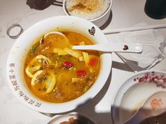-渝是乎酸菜鱼(龙旗购物中心店)