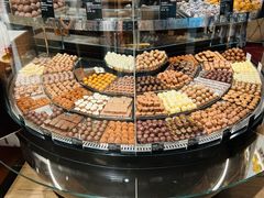 -Laderach 莱德拉(上海环贸iapm店)