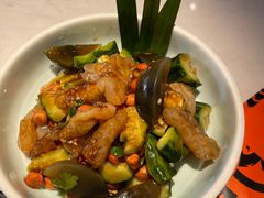 -鸣记脆皮烤鱼·海鲜烤鱼(三八广场店)