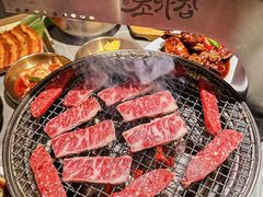 -草家酱蟹炭火烤肉店(珲春南路一店)