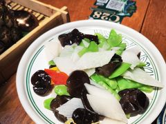 -云海肴·汽锅鸡·云南菜(天山百盛优客店)