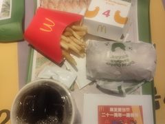-麦当劳(番禺易发商业街店)