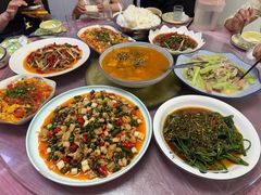-洪霞餐馆