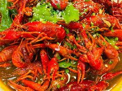 -海盗船. 龙虾烧烤. 酒馆