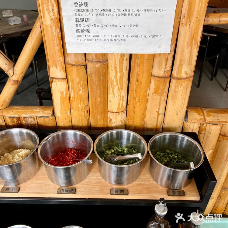 在大理｜云南的夏天当然要吃菌子啦！