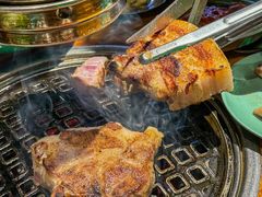 -唯成•韩国炭火烤肉 유성고기
