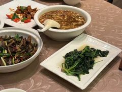 -东方明珠老上海8号餐厅