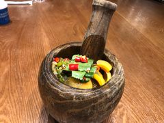 尖椒擂茄子-老滇山寨•云南特色菜•地方菜•民族风情歌舞表演(金碧店)