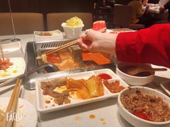 -海底捞火锅鲜切牛肉主题店(长寿路店)
