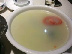 鱼头汤-万和源炝锅城·活鱼现炝(文艺北路店)