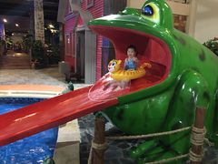 -泉城欧乐堡戏水湾艺术养生温泉